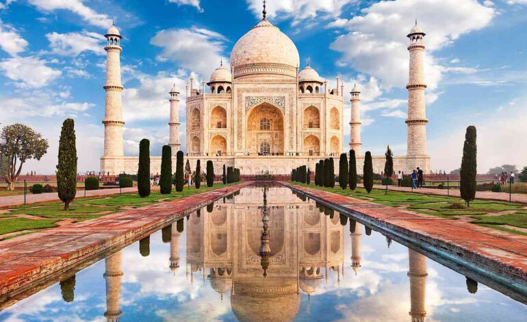 Beyond the Taj Mahal:Exploring the Monuments of India.